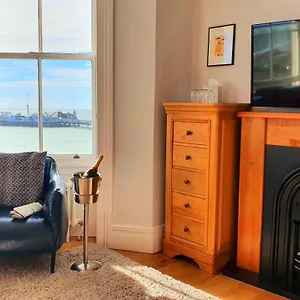 Affittacamere A With A View, Hove